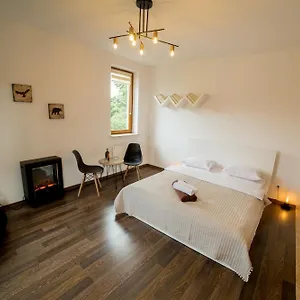 https://dekart-relax-apartments.warsawhotelspoland.com
